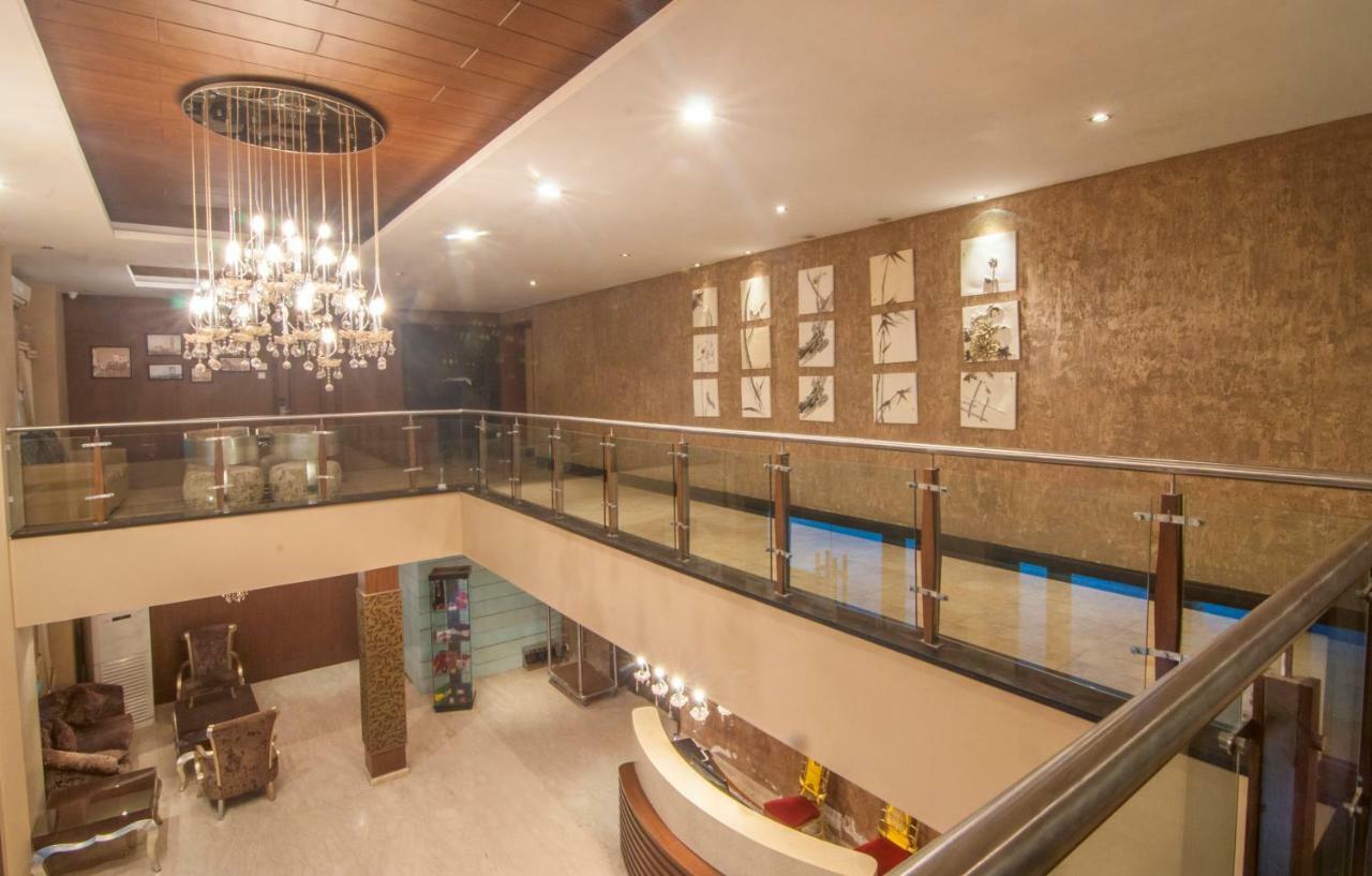 Jalsa Resort Indore Buitenkant foto
