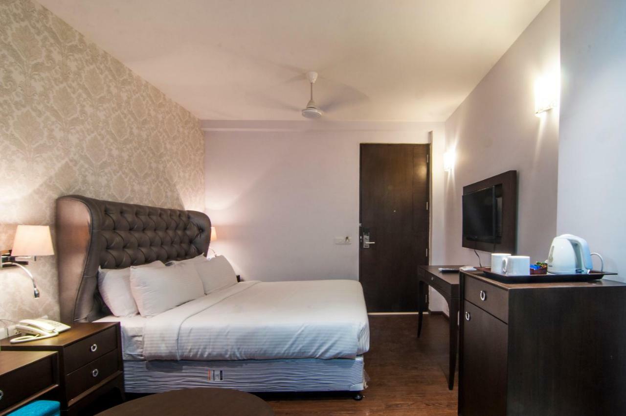 Jalsa Resort Indore Buitenkant foto