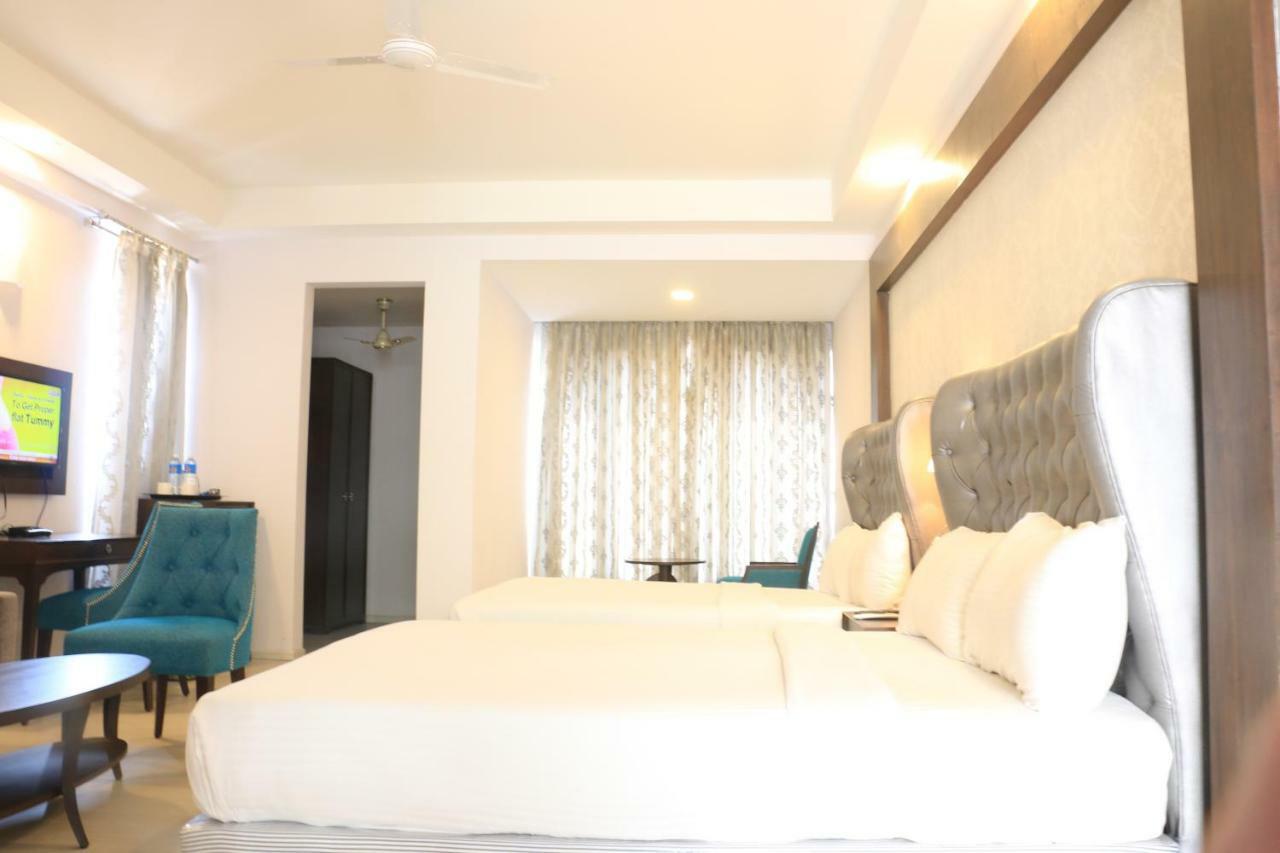 Jalsa Resort Indore Buitenkant foto
